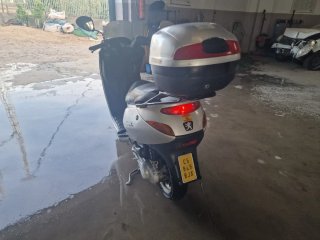 Peugeot Scooter Plata
