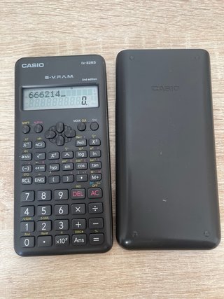 2 Calculadoras Casio fx-82MS y fx-85GT PLUS