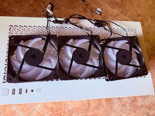 Caja Corsair 3500X con 4 ventiladores RGB
