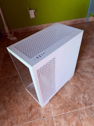 Caja Corsair 3500X con 4 ventiladores RGB