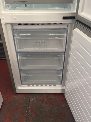Frigorífico Bosch 2M Acero Inoxidable