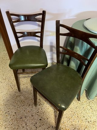 Pack 2 Sillas y Mesa Madera