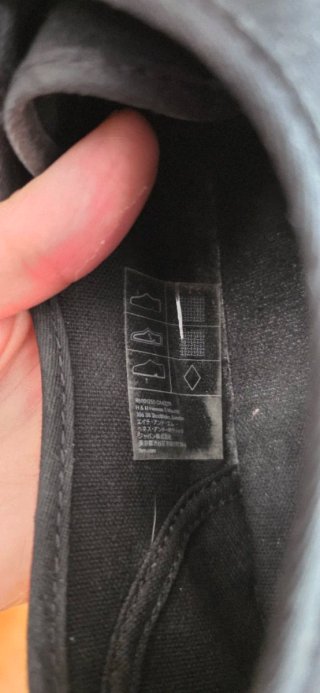 Zapatillas negras de lona. Talla 40. H&M