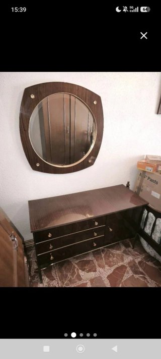 Cómoda y espejo vintage