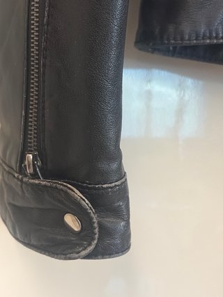 Giubbino Biker Vera Pelle Nero Vintage. Veste 42