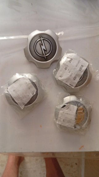 Tapabujes Llantas Opel (Set de 4)