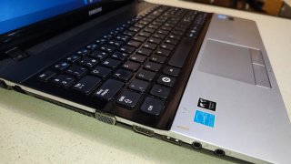 Ordenador Portátil Samsung i5 Windows 11 y Office