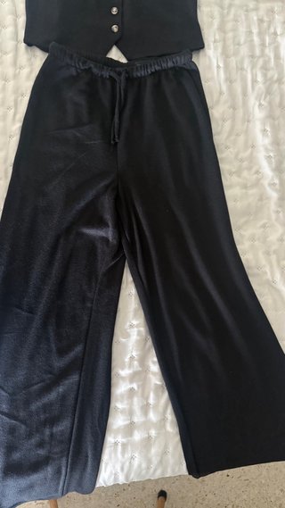 Conjunto chaleco y pantalón negro
