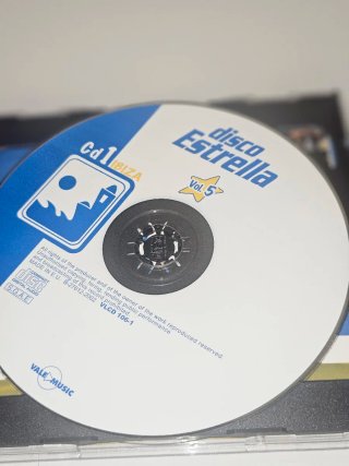 Disco Estrella Vol. 5 - Éxitos Verano 2002
