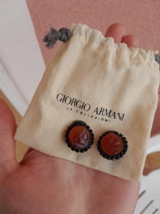 Orecchini Giorgio Armani vintage clip cammeo