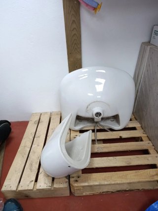 Lavabo Roca con medio pedestal blanco