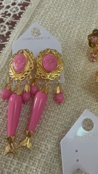 Pendientes Corales Dorados y Rosas