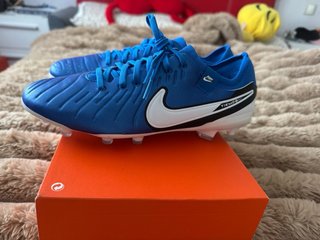 Botas de fútbol Nike Tiempo 38,5
