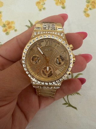 Reloj Guess Dorado con Cristales