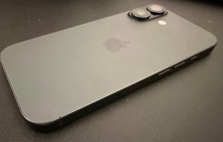 Iphone 17 negro 256gb bateria 100%. Versión eSIM