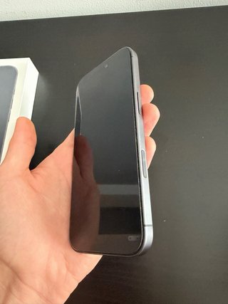 Iphone 17 negro 256gb bateria 100%. Versión eSIM