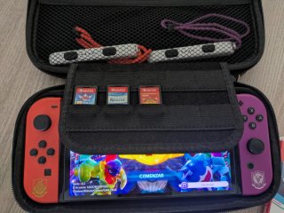 Nintendo Switch OLED Edición Pokémon + Juego