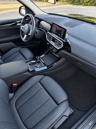 BMW X3 sDrive18d xLine 2023 Con4 Neumáticos nuevos