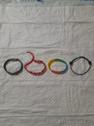 Colgantes, Pulseras y Amuletos