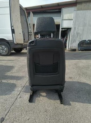 Asiento delantero izquierdo bmw serie 1 2.0 285407