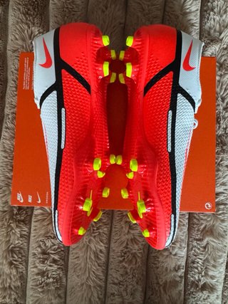 Botas de fútbol Nike Phantom 38,5