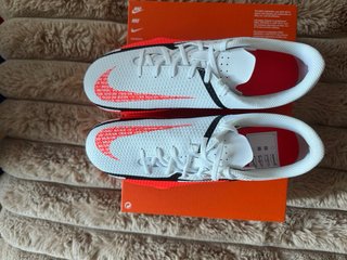 Botas de fútbol Nike Phantom 38,5