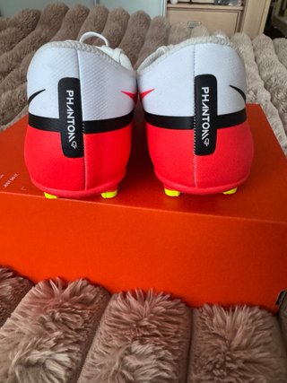 Botas de fútbol Nike Phantom 38,5