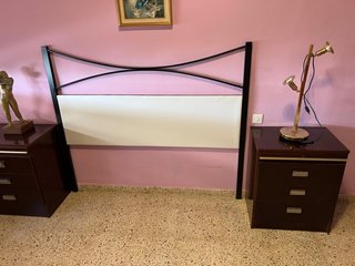 Cabezal de cama metal y madera