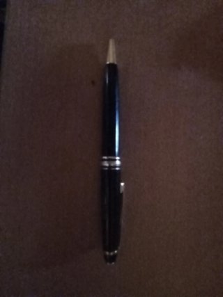 Bolígrafo Montblanc Negro
