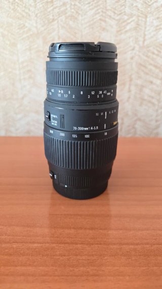 Objetivo Sigma 70-300mm Canon