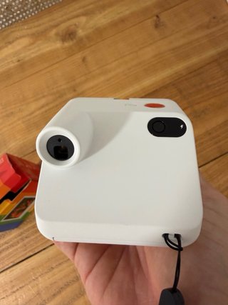 Polaroid Go Gen 2 + Cartucho Fotos
