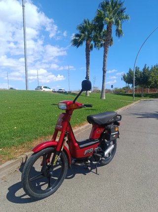 Vespino F9 Roja