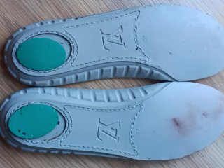 Zapatillas Louis Vuitton rojas y blancas
