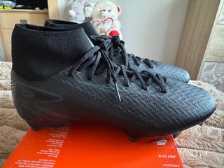 Botas de fútbol Nike negras 39
