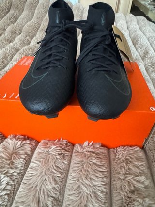 Botas de fútbol Nike negras 39