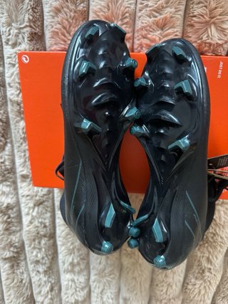 Botas de fútbol Nike negras 39