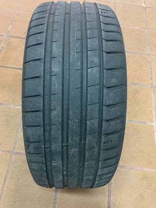 Neumáticos de coche