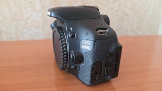 Canon EOS 600D + Accesorios