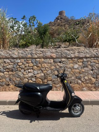 Vespa ET4 125cc Negra