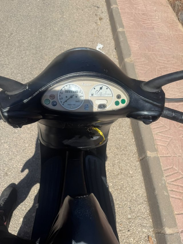 Vespa ET4 125cc Negra