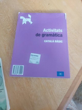 Activitats de gramàtica A2. Català bàsic