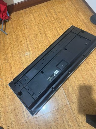 Piano Yamaha PSR-E323 + Maletín