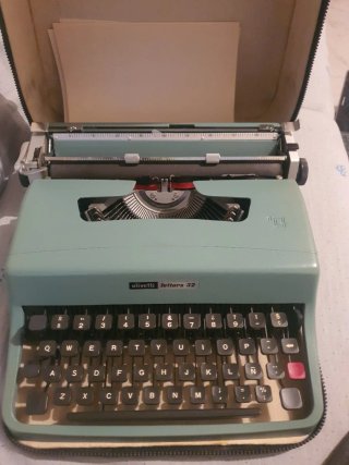 Olivetti Lettera 32 Máquina de Escribir