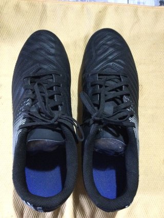 Botas de futbol cesped 39 csasi nuevo