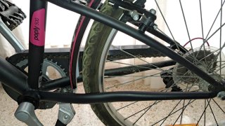 Bicicleta BTWIN Negra y Rosa