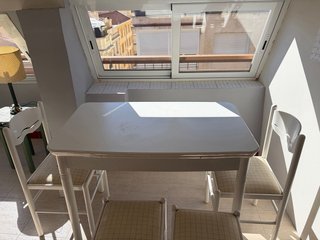 Conjunto mesa extensible cocina y sillas