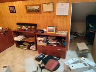 3 Mesas de oficina y archivador con mesa para tele
