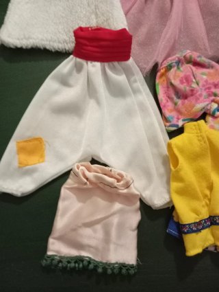 Lotto vestiti Barbie
