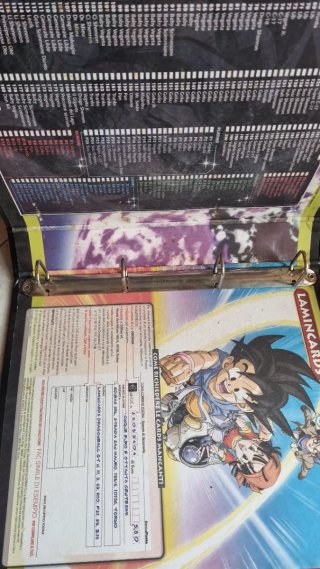 Set Dragonball Raccoglitore + Fumetto + Bustine