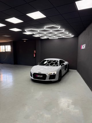 Audi R8 V10+